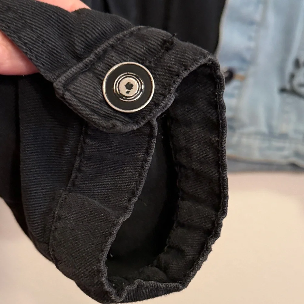 ☯️☯️☯️BOGOHO ☯️☯️☯️Two-Tone Denim Jacket with Graphic Details - Picture 9 of 16